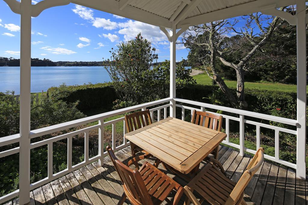 Oakura Bay Villa - Stay Waiheke Te Whau Bay Exterior photo